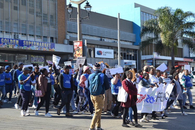 Teenagers march in Kariega for better sexual and reproductive